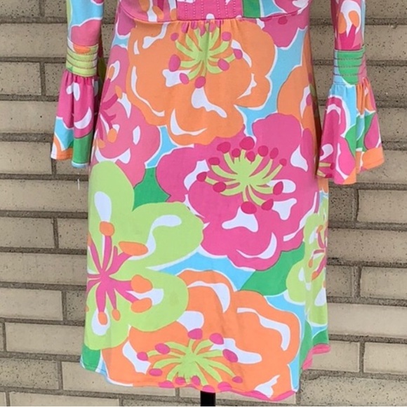 Lilly Pulitzer Retro Pink Blue Multi Color Floral V-neck Bell Sleeve Dress - Picture 5 of 11